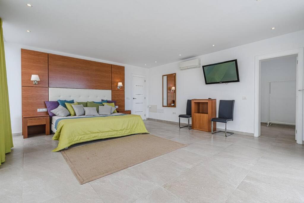 Villa Riviera De 4 Dormitorios Con Piscina. Costa Adeje  ภายนอก รูปภาพ